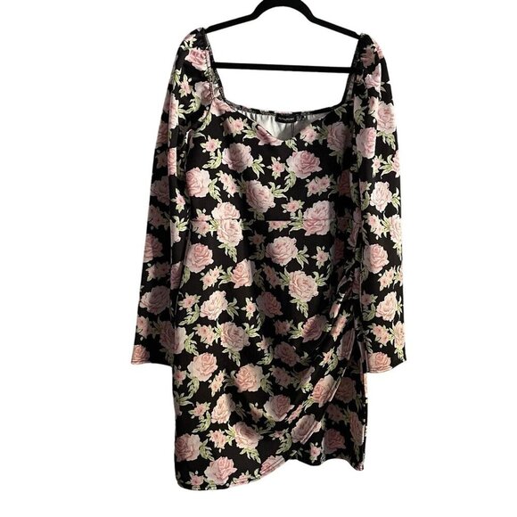 PrettyLittleThing Women Plus 16 Black Rose Print Puff Shoulder Bodycon Dress NWT - Picture 2 of 11